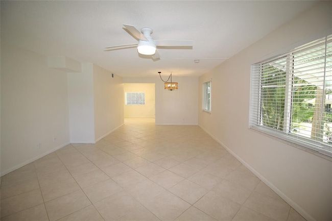 APT-3 - 450 Sw 9 Th St, Home with 2 bedrooms, 2 bathrooms and null parking in Boca Raton FL | Image 4