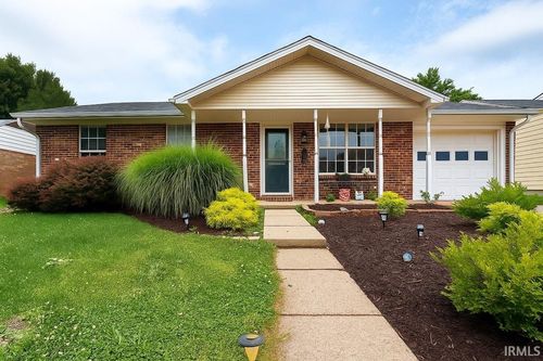 412 Gun Powder Ln, Evansville, IN, 47711-1583 | Card Image