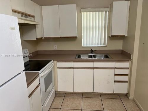apt-e117-4160 Nw 21st St, Lauderhill, FL, 33313-7009 | Card Image