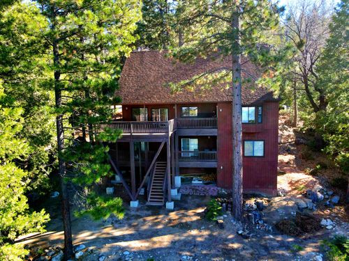 7501 Yosemite Park Way, Yosemite National Park, CA, 95389-9101 | Card Image