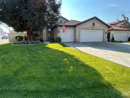 10301 Olympia Fields Drive, Bakersfield, CA, 93312 | Card Image