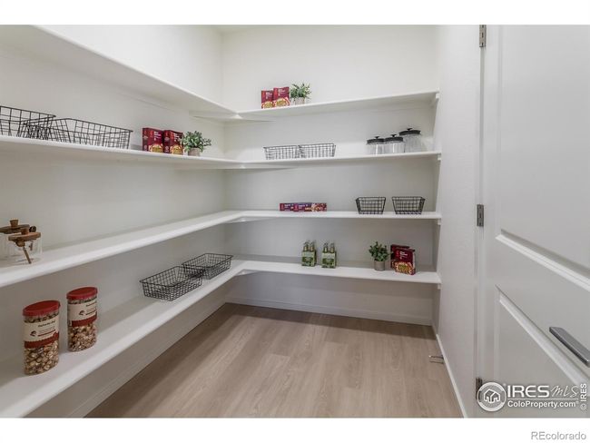 EXAMPLE PHOTO: PANTRY | Image 21