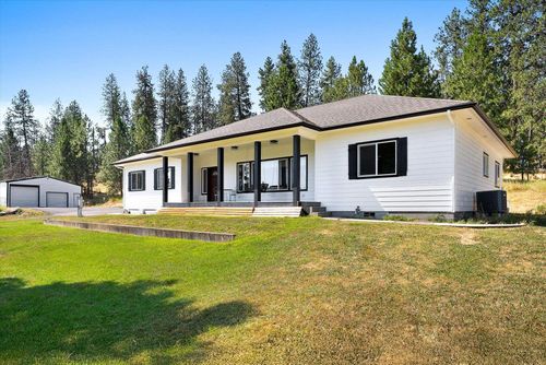 320 S River St, Rockford, WA, 99030-5105 | Card Image