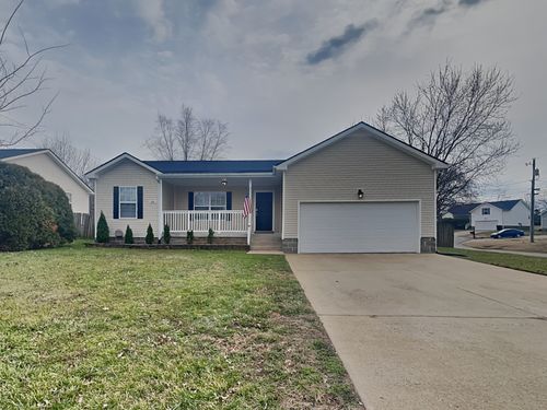 252 Senator Dr, Clarksville, TN, 37042-1328 | Card Image