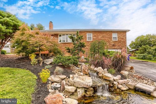 2505 Linglestown Road, HARRISBURG, PA, 17110 | Card Image