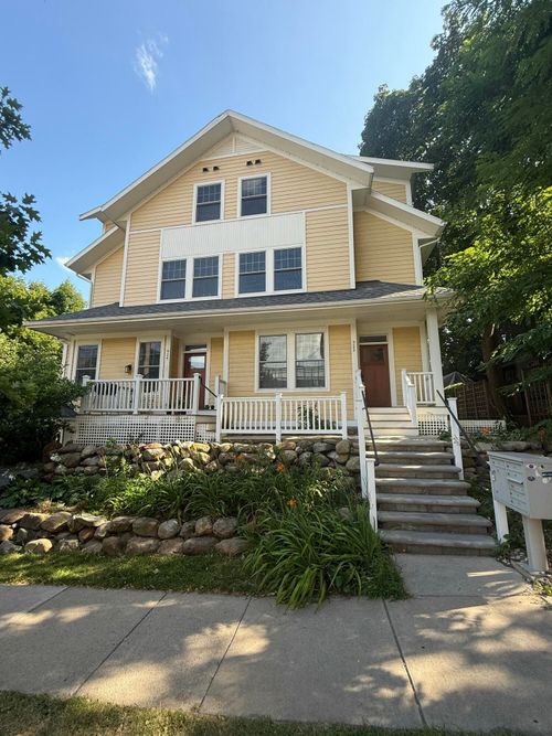 922 Catherine St, Ann Arbor, MI, 48104-1619 | Card Image