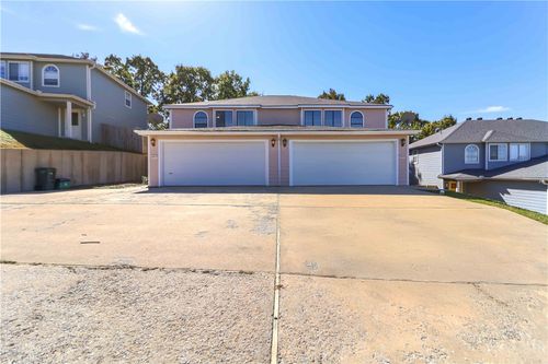 2915 E Sterling Court, Fayetteville, AR, 72703 | Card Image