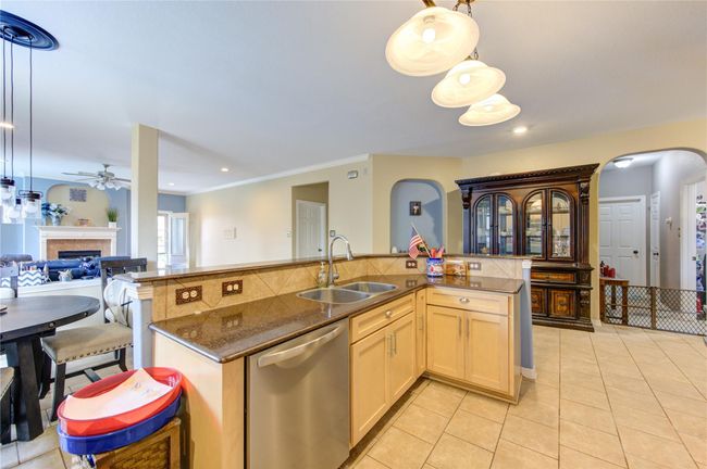 1908 Ivy Arbor Ct, House other with 4 bedrooms, 2 bathrooms and 2 parking in Pearland TX | Image 19