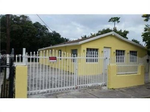 2-145 Nw 42nd St, Miami, FL, 33127-2854 | Card Image
