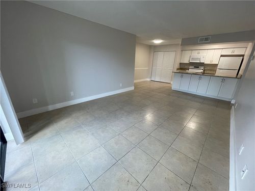 2307-5323 Summerlin Rd, FORT MYERS, FL, 33919-7679 | Card Image