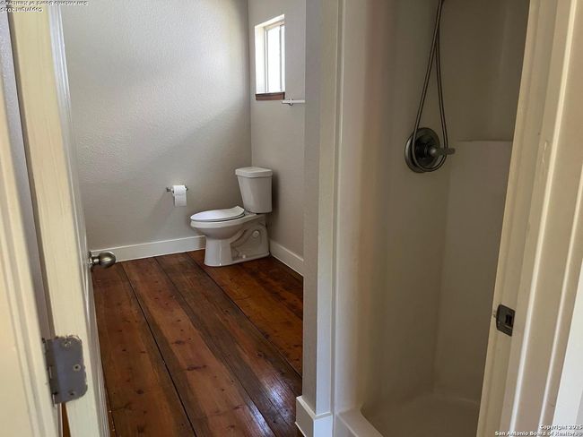 446 Waring Welfare Rd, House other with 2 bedrooms, 2 bathrooms and null parking in Waring TX | Image 11