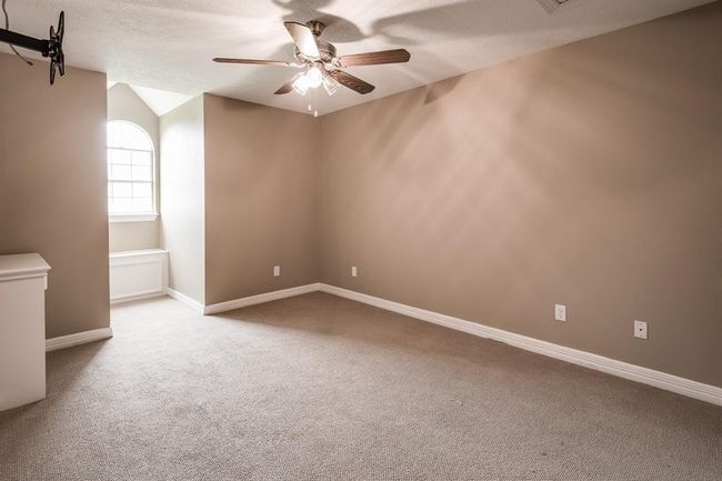 402 Cs Harmon Rd, Home with 4 bedrooms, 4 bathrooms and 2 parking in Hankamer TX | Image 22