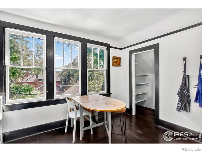 Upper Level 1 Bedroom | Image 25