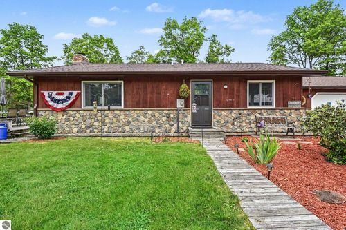 3304 Rabbit Track Drive, West Branch, MI, 48661 | Card Image