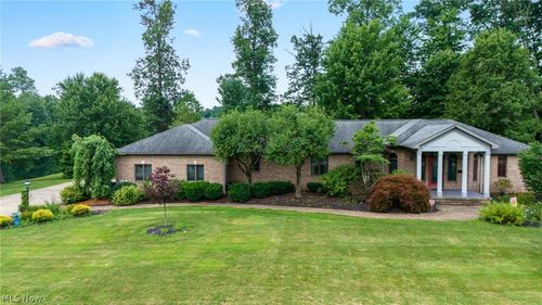 5201 S Saratoga Avenue, Austintown, OH, 44515 | Card Image