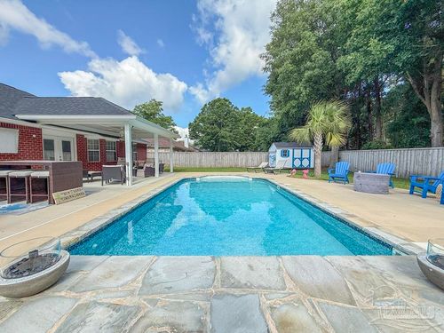 5929 Chi Chi Cir, Milton, FL, 32570-7753 | Card Image