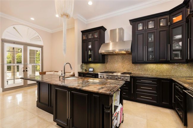 8860 Sw 112th St, House other with 7 bedrooms, 6 bathrooms and null parking in Miami FL | Image 13