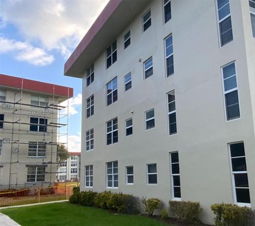 apt-313-3100 Ne 48th Ct, Lighthouse Point, FL, 33064-7953 | Card Image