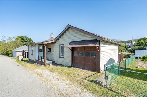 151 Summit Ave, Leechburg, PA, 15656-1170 | Card Image