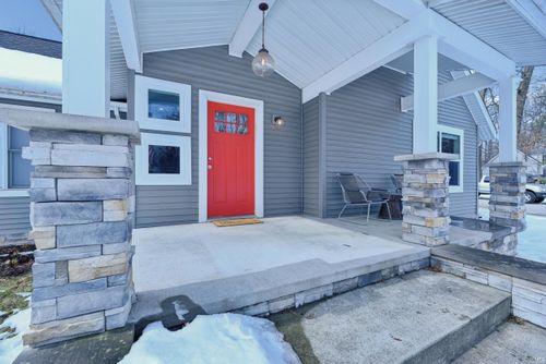 51963 Grape Rd, Granger, IN, 46530-7063 | Card Image