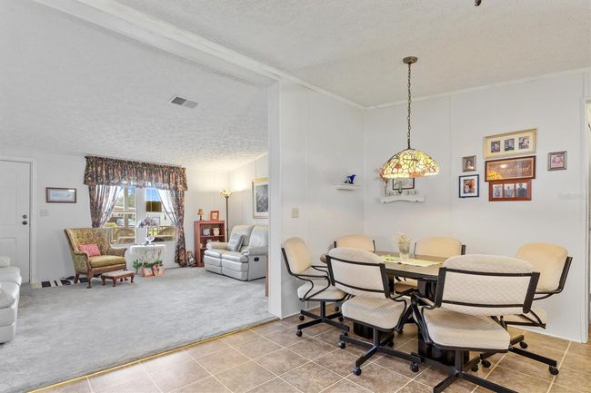 Dining area | Image 10