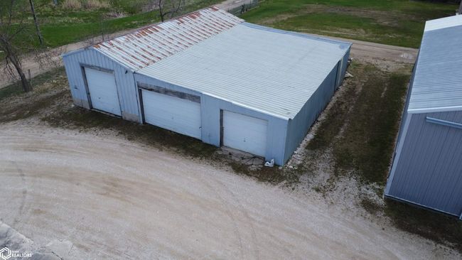 3 separate stalls | Image 23