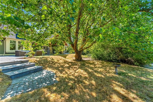 6140 Lakes Rd, House other with 5 bedrooms, 5 bathrooms and 4 parking in Duncan BC | Image 42