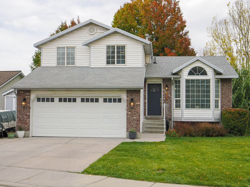 5553 S Edgeberry Dr, Murray, UT, 84123-7940 | Card Image