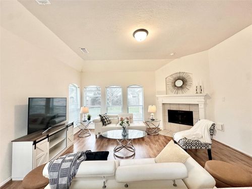 4903 Falls Cir, Missouri City, TX, 77459-3804 | Card Image
