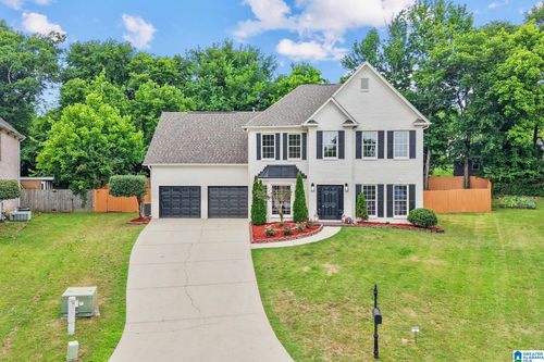 636 Bluff Park Rd, Hoover, AL, 35226-1234 | Card Image