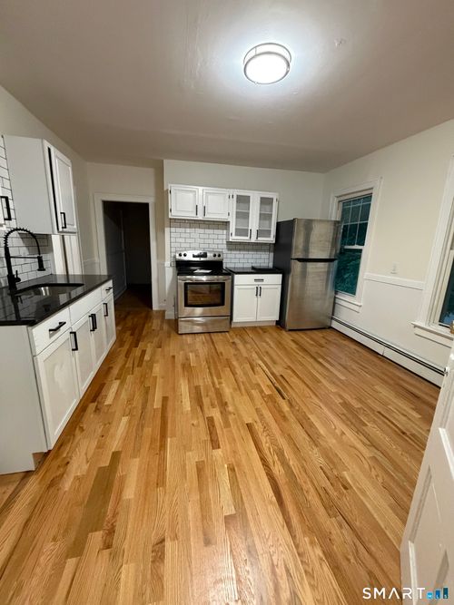 2-130 Norwood Avenue, New London, CT, 06320 | Card Image