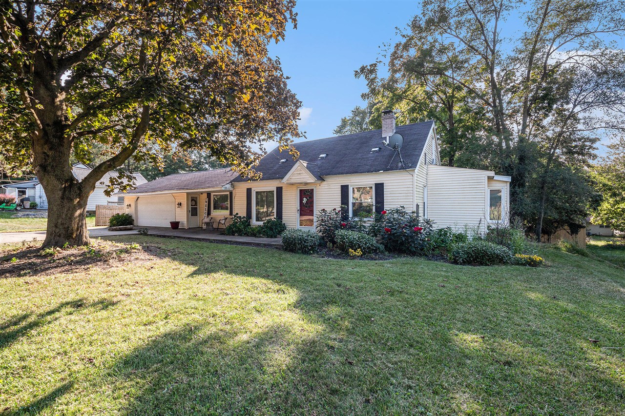 Giddings Ave, Grand Rapids, MI 49508