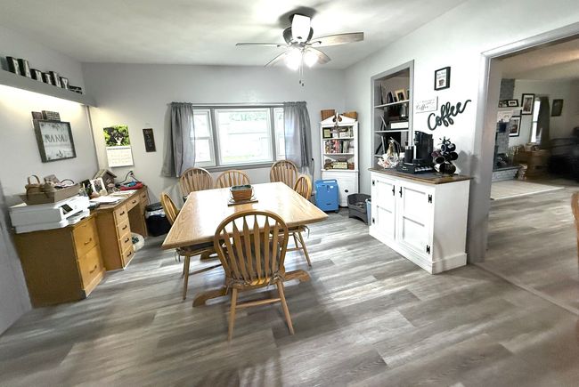 201 N Meyers Ave, House other with 4 bedrooms, 2 bathrooms and 2 parking in MILLEDGEVILLE IL | Image 15