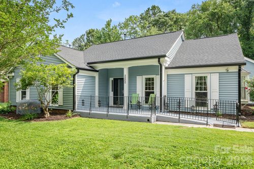 5200 Cressingham Ct, Charlotte, NC, 28227-8111 | Card Image
