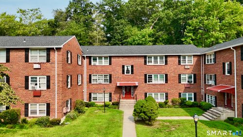 b-54 Briarwood Ln, Branford, CT, 06405-4346 | Card Image