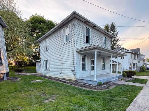 178 East Street, Masontown, WV, 26542 | Card Image