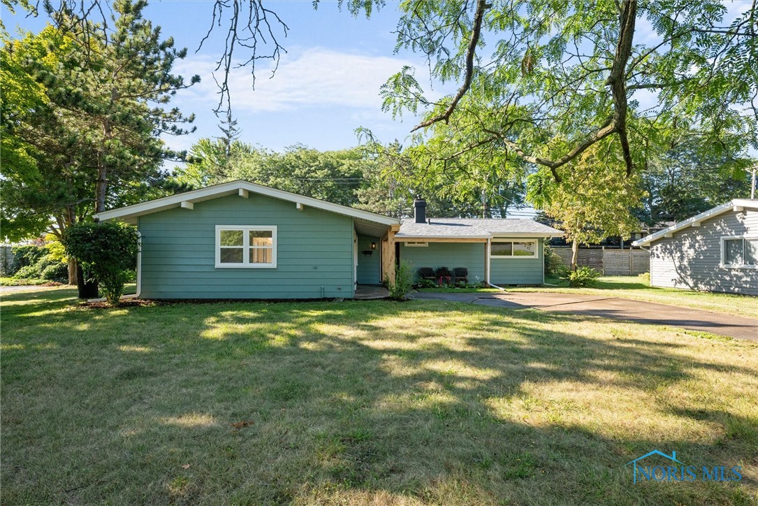 Queenswood Blvd, Toledo, OH 43606
