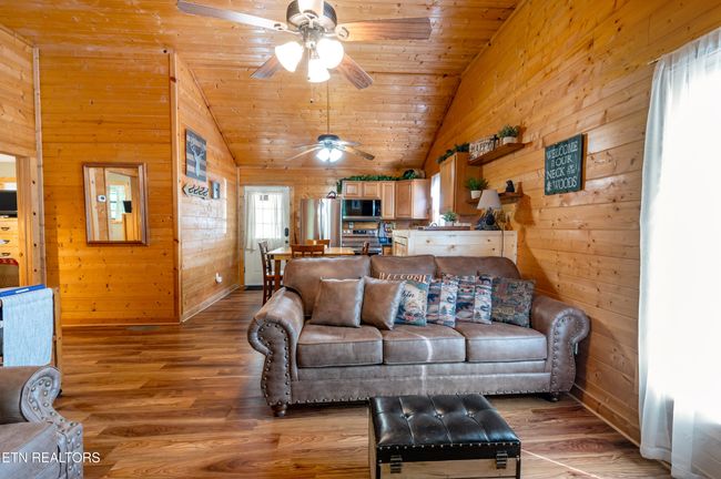 2230 Cove Creek Dr, House other with 2 bedrooms, 2 bathrooms and null parking in Sevierville TN | Image 4