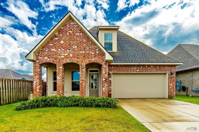 311 Bishops Court, House other with 4 bedrooms, 3 bathrooms and null parking in Thibodaux LA | Image 1