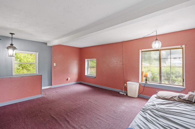 236 N Main St, House other with 3 bedrooms, 1 bathrooms and null parking in Franklin NH | Image 38
