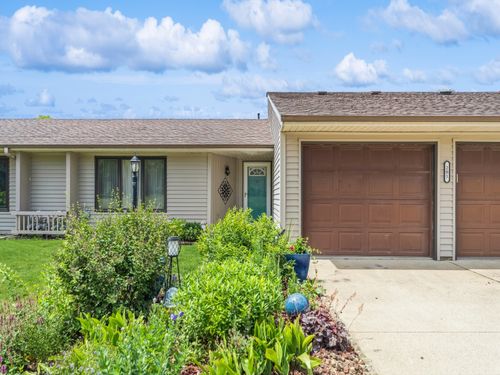 apt-201-1012 E Competine St, Knoxville, IA, 50138-1962 | Card Image