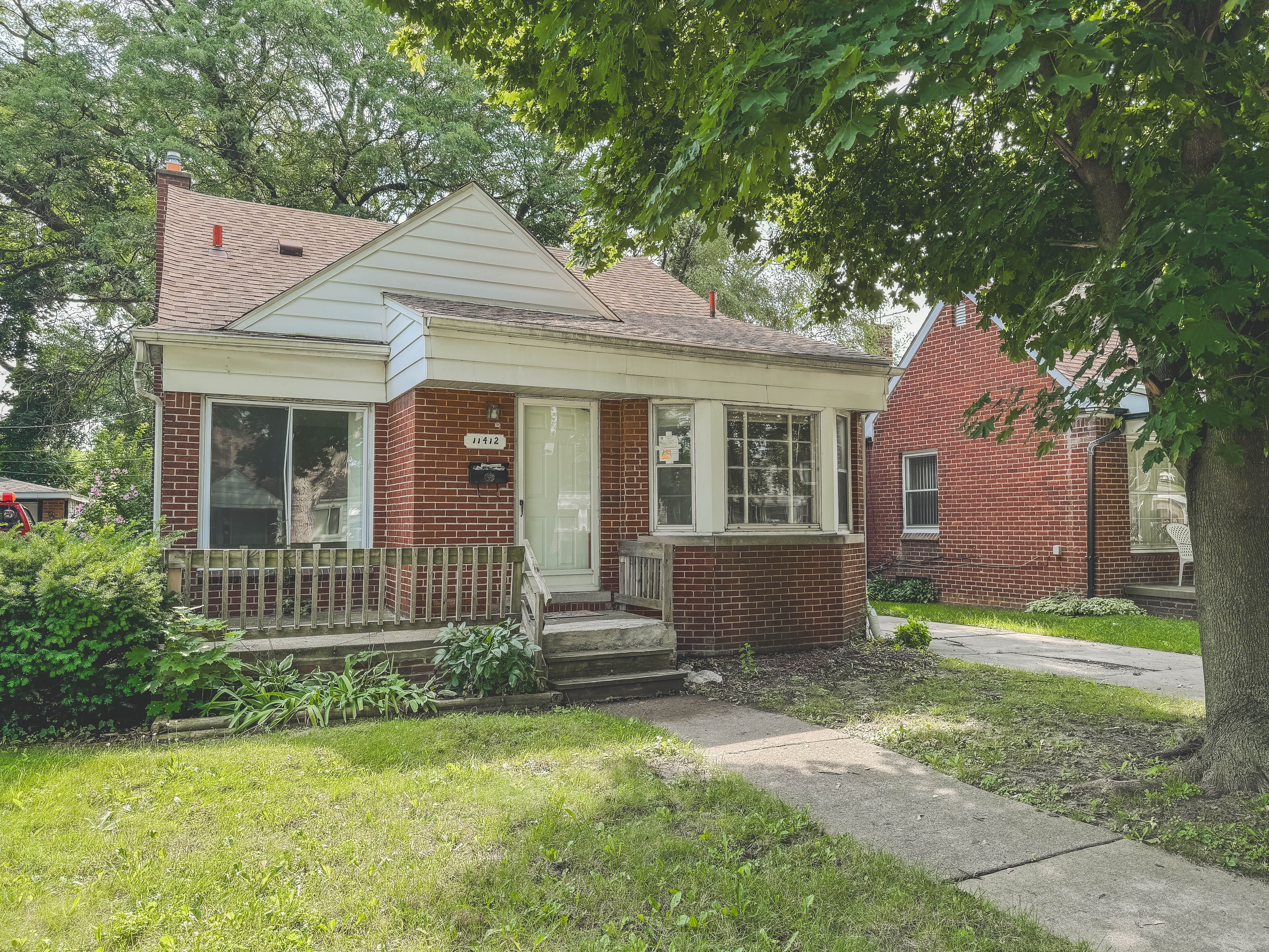 Riverdale , Redford, MI 48239