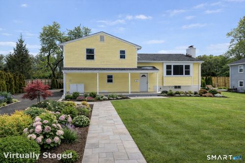 15 Dairy Farm Rd, Norwalk, CT, 06851-6009 | Card Image