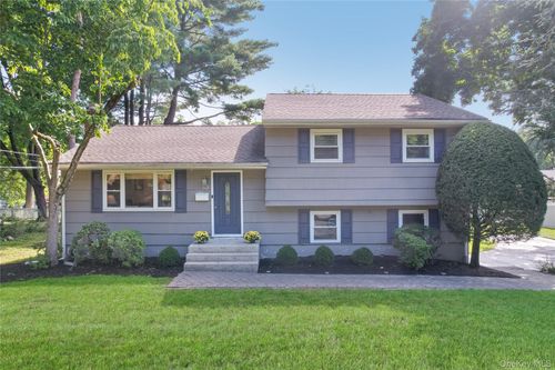 48 Eberling Dr, New City, NY, 10956-3723 | Card Image