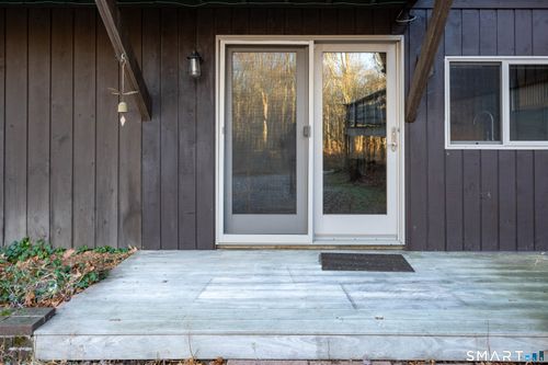 215 Old Newtown Rd, Monroe, CT, 06468-1159 | Card Image