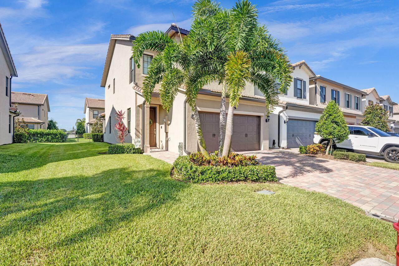Tailshot Ct, Lake Worth, FL 33467