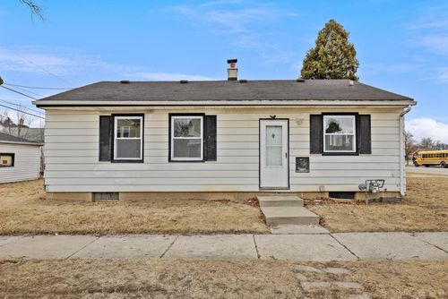 4415 N Teutonia Avenue, MILWAUKEE, WI, 53209 | Card Image