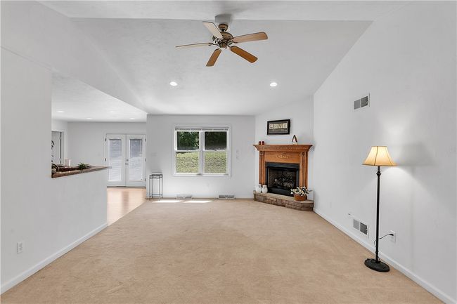 106 Cougar Ln, House other with 4 bedrooms, 3 bathrooms and 4 parking in Claridge PA | Image 12