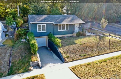 3200 Grandview Blvd, Sioux City, IA, 51104-2526 | Card Image