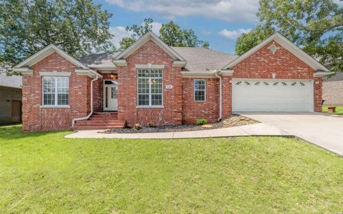 1010 Claycut Cir, North Little Rock, AR, 72116-3730 | Card Image